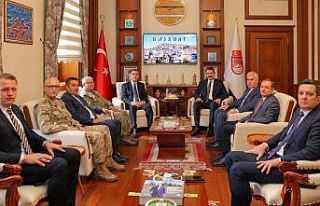 Milli Savunma Bakan Yardımcısı Ayhan’dan memleketi...