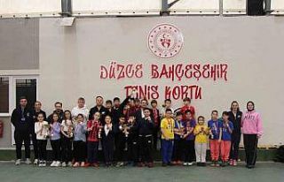 Minikler kort tenisi müsabakaları sona erdi