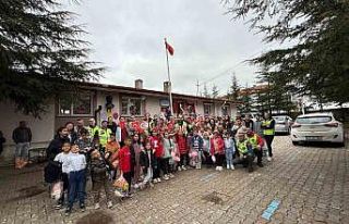 Motosiklet tutkunları çocukları unutmadı