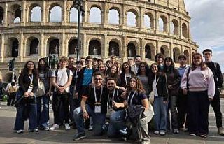 Muğlalı öğrenci İtalya’daki bilim zirvesinde...