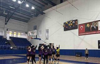 Muş Sultan Alparslan Yurdu Kız Voleybol Takımı...