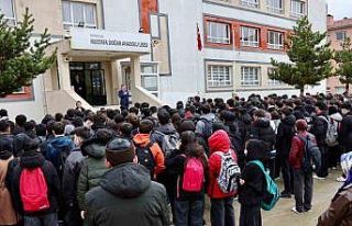 Mustafa Doğan Anadolu Lisesi’nde şehitler için...
