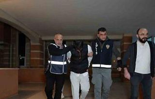 Öldürdüğü hamile eşinin cesediyle 10 gün aynı...