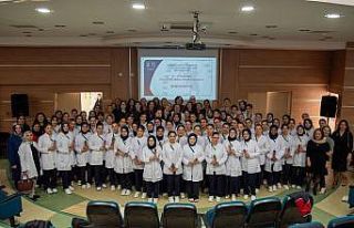 OMÜ’de Ulusal Ebeler Haftası etkinliklerle kutlandı