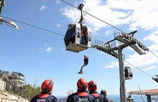 Ordu’da teleferik hattında kurtarma tatbikatı