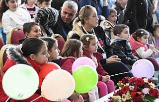 Osmaniye kitap fuarı ilk 3 günde 30 bin ziyaretçiyi...