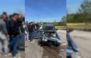 Otomobil ile otobüs çarpıştı: 1 yaralı