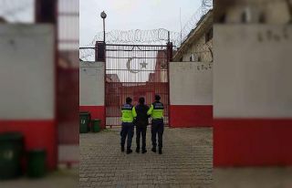 Otoyol uygulamasında firari hükümlü yakayı ele...