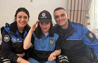 Polis olma hayali kuran İrem’e doğum gününde...