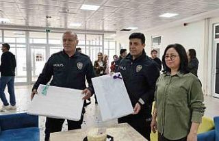 Polisleri "olay var" diyerek çağırdılar,...