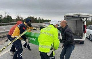 Refüje girip yan yatan araçta 1kişi öldü, 2 kişi...