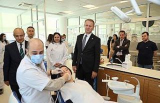 Rektör Baş: "Diş Hekimliği Fakültesi’nde...