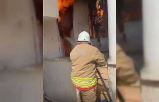 Reyhanlı’da müstakil ev alevlere teslim oldu