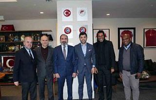 Rigobert Song, Başkan Hacıosmanoğlu ve Başkan...