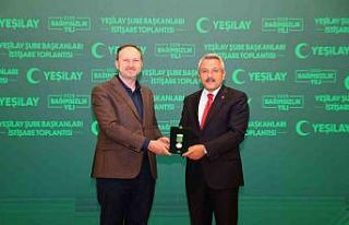 Rize Valisi Baydaş’a Yeşilay’dan ’Bağımsızlık...