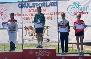 Sakaryalı atletler Bursa ve Kocaeli’den derecelerle...