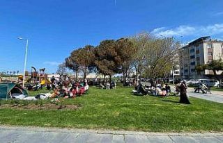 Samsun’da sıcak hava etkisi: Sahil ve parklar dolup...