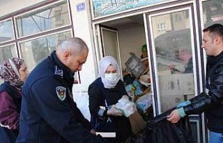 Şanlıurfa’da son kullanım tarihi geçmiş tonlarca...