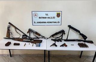 Sason’da kaçak silahlar ele geçirildi, 2 kişi...