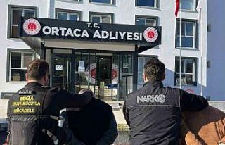 Şehirlerarası otobüs terminalinde uyuşturucu operasyonu