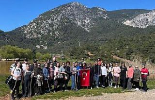 Şehzadeler’de doğaseverler yürüyüşte buluştu
