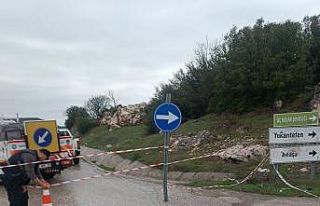 Selendi-Kula yolu yeniden trafiğe kapatıldı