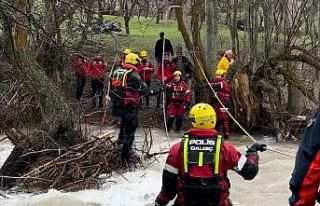 Şemdinli’de dereye düşen çocuğun cansız bedeni...