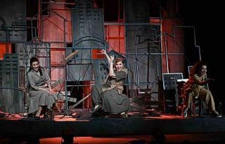 ’Sen İstanbul’dan güzelsin’ oyunu Manisalıları...