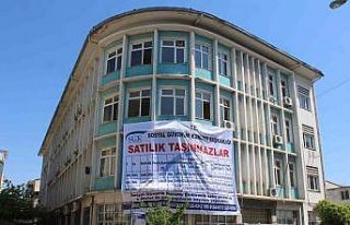 SGK’nın şehir merkezindeki tescilli binası ilan...
