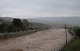 Siirt’te sel bilançosu: 200 dekarlık alanda toprak...