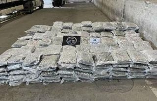 Sınırda dev operasyon: Çamaşır makinesine gizlenmiş...