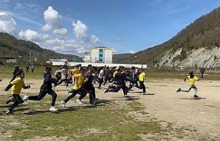 Sinop’ta çocuklar eğlenerek sağlıklı yaşamı...