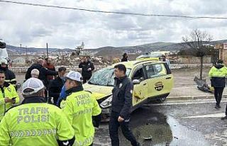 Sivasspor altyapı oyuncularını taşıyan taksi...