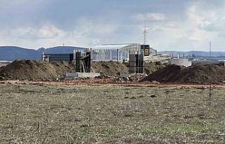 Sivas’ta beton kalıbına düşen genç işçi hayatını...