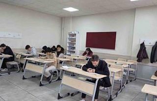 Sivas’ta öğrenciler manevi ödül için ter döktü