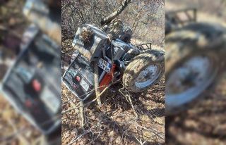 Sivas’ta traktör devrildi, 2 kardeşten 1’i öldü