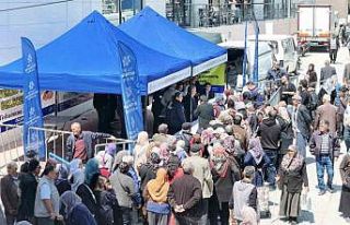 Sultanhisar ve Buharkent’te binlerce fide vatandaşlarla...