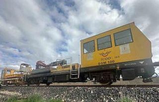 Suriye sınırındaki 350 kilometrelik hat tren trafiğine...