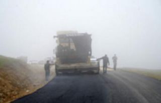 Tamamlanmayan Bayburt-Akşar-Vauk Dağı yolu için...