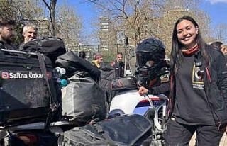 "Tek kadın tek motor 81 il Türkiye" yolculuğu...