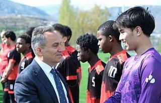 Tokat’ta gençler futbol turnuvasında buluştu