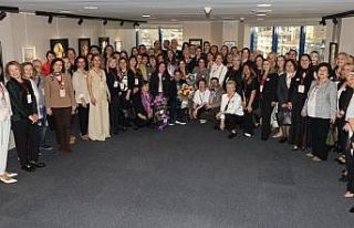 "Toz ve Işık" pastel sergisi kapılarını...