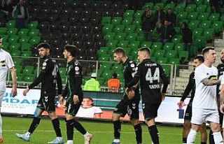 Trendyol 1. Lig: Sakaryaspor: 1 - Esenler Erokspor:...