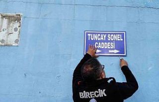 Tuncay Sonel’in ismi caddelerden kaldırıldı