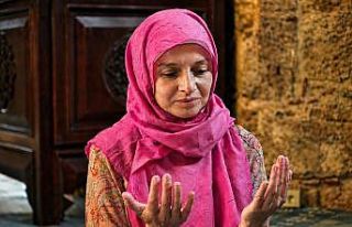 Ukraynalı yoga eğitmeni Lena, Müslüman olup Meryem...