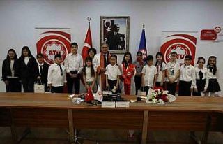 Üniversite senatosu 1 günlüğüne çocukların...