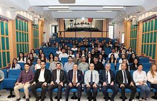 Üniversiteli öğrenciler Denizli OSB Yönetim Kurulu...