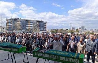 Üst kat komşularının katlettiği çift toprağa...