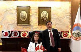 Vali koltuğuna oturan Zeynep’ten il emniyet müdürüne...