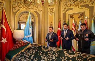 Vali Sözer, Ertuğrul Gazi Türbesi’nde dua etti